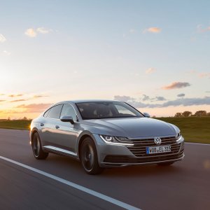 2019-Volkswagen-Arteon-145.jpg