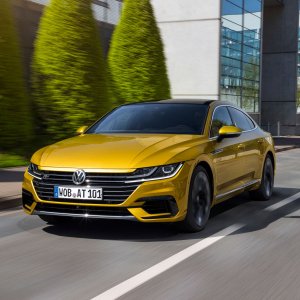 2019-Volkswagen-Arteon-114.jpg